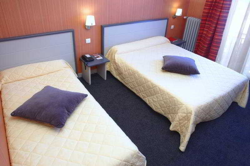 Hotel Le Berry Saint-Nazaire Exterior foto